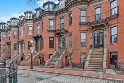 27 Concord Sq #4