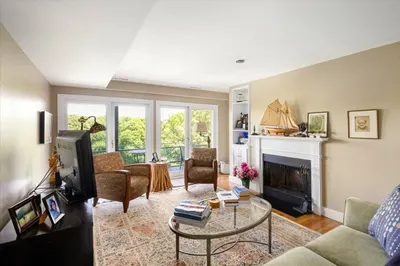 227 Summit Ave #E304 1