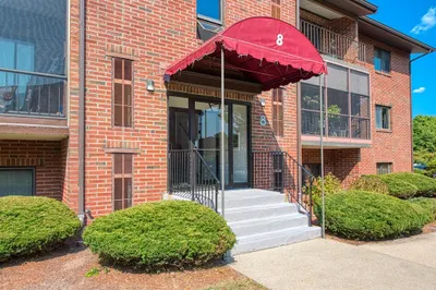 221 Oak Street #8-12 1