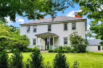 238 Briar Hill Rd 1