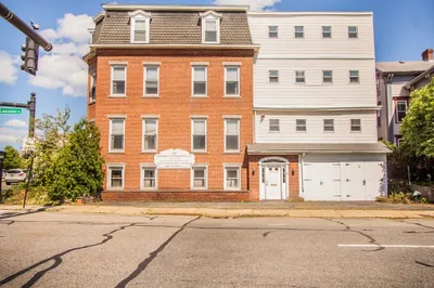 43 Highland St 1