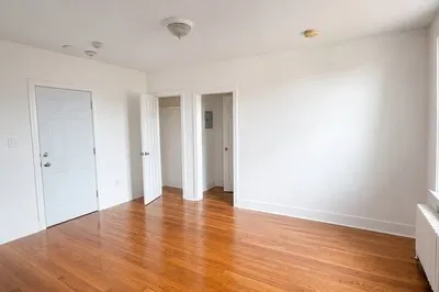 10 Yeamans St #29 1