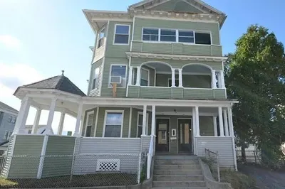 156 Fairmont Ave #2