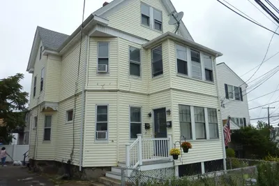 196 Shute St 1