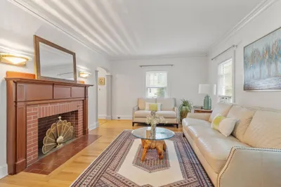 45 Grandview Rd 1