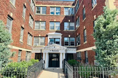 68 Linden St #49 1