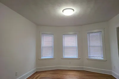 105 Fuller St #1 1