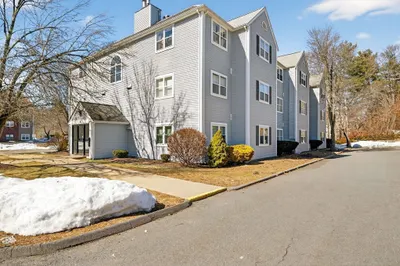 15 Longworth Ave #226