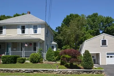 132 Worcester St 1