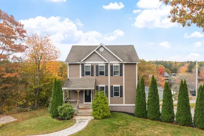 122 Ellis Rd 1