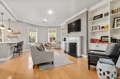 15 Upton Street #4