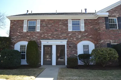 902 Windsor Drive #902 1