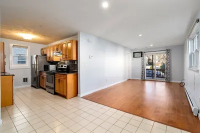 12 Hamilton St #7 1