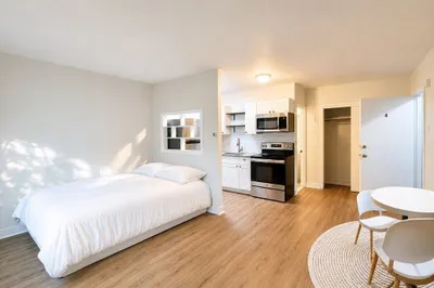39 Willow Street #4