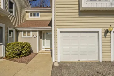 2205 Boston Rd #G65 1