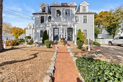 108-110 Elm St #2