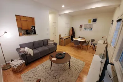 28 E Springfield St #2 1