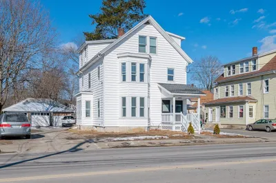 164 Pleasant St