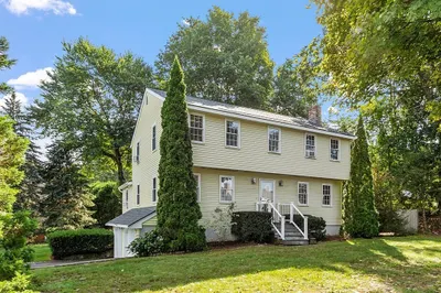 221 Stevens St 1
