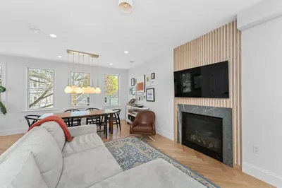 54 Jackson St #2