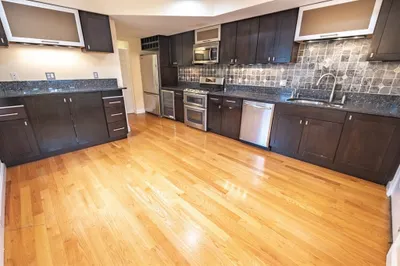 44 Vernon St #4 1