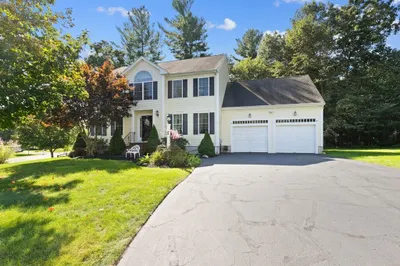 71 Cardinal Circle 1