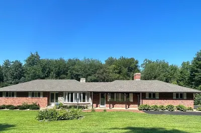116 Middle Rd 1