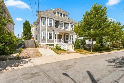 19 Gilmore St 1