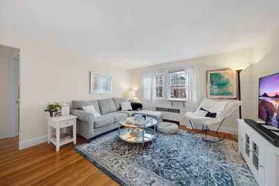 932 Massachusetts Ave #3 1