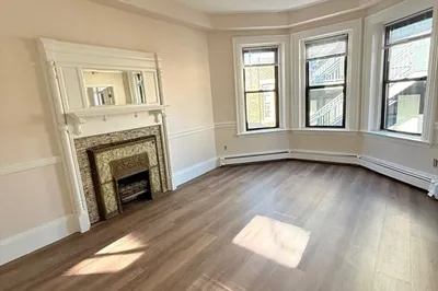 71 Westland Avenue #403