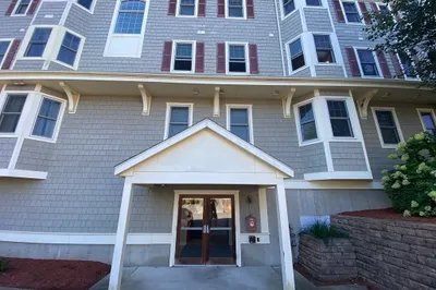 391 Pleasant Street #307 1