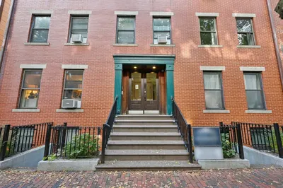 20 E Springfield St #3