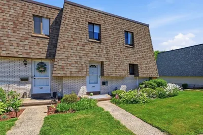 146 Beekman Drive #146 1