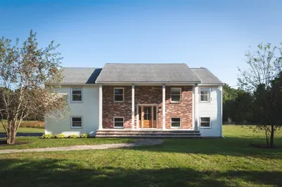 22 Sagamore Rd 1