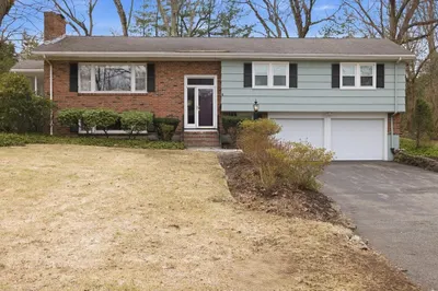 18 Baskin Road 1