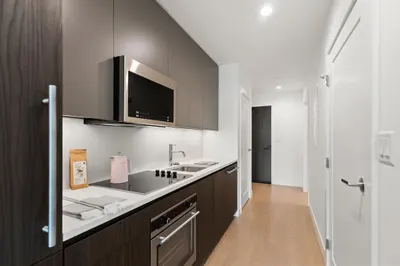 771 Beacon St. #2-903