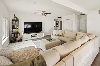 50 Triton Ave 1