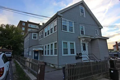 30 Home Street #2R 1