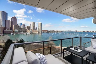 22 Liberty Dr #6M 1
