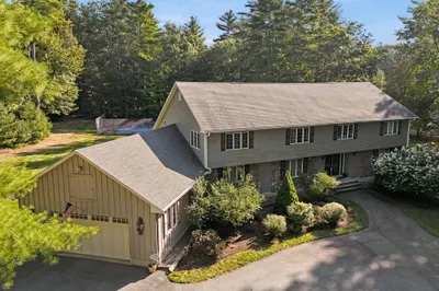 90 Topsfield Road 1