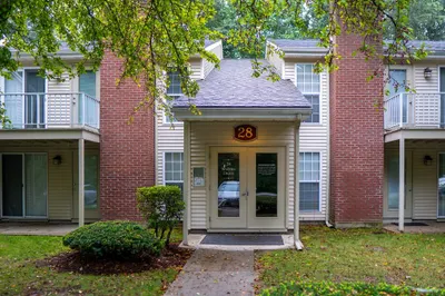 28 Walden Dr #14