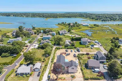 14 Pond View Ln 1