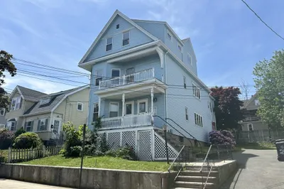 29 Oakland Ave