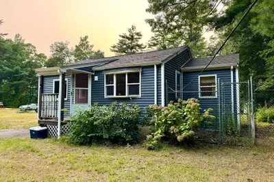 10 Doreen Way
