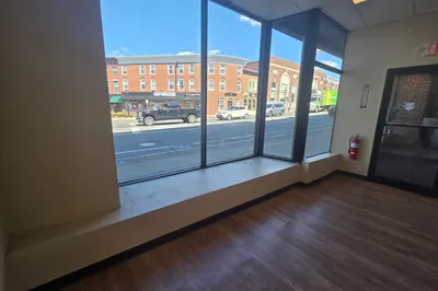 1 Main St 1