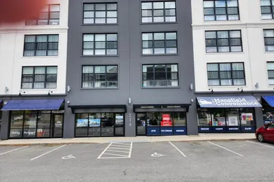 214 Rumford Ave #3 1