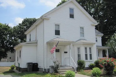 133 Meadow Street 1