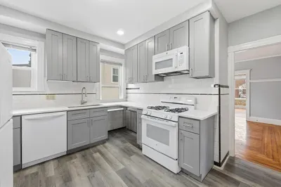 111 Dustin St #111