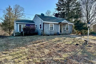 4 Hillcrest Rd 1