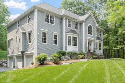 696 Liberty Square Rd 1